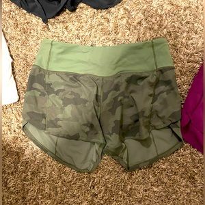 Lululemon shorts, size 4 green camo , used but in good condition